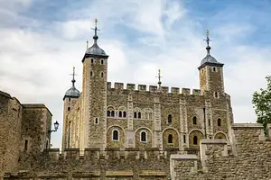 Tower of London and Private Audience With Beefeater Guard | Private Tour
